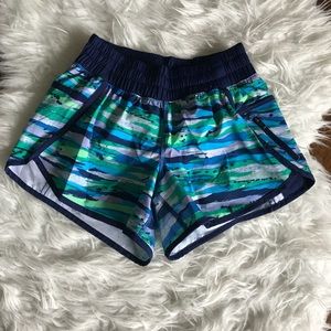 Lululemon Tracker Short Seven Wonders Hero Blue